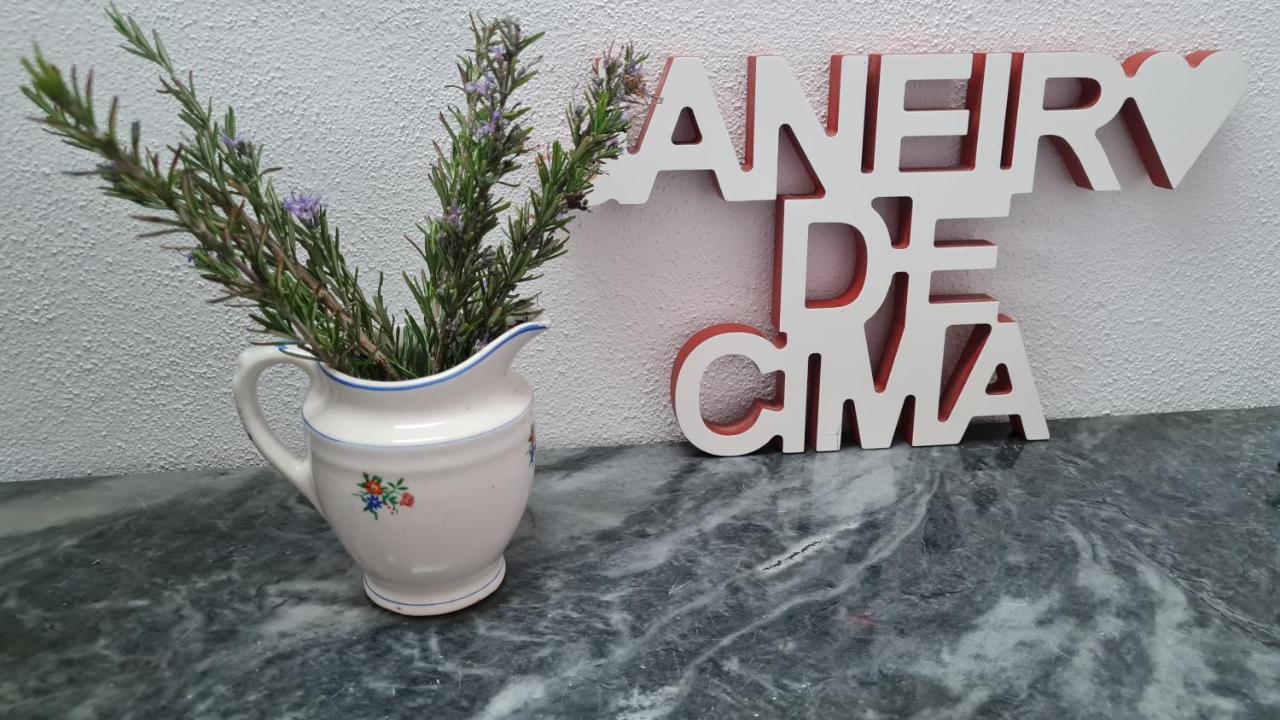 Casa Do Adro Da Igreja Velha Holiday home